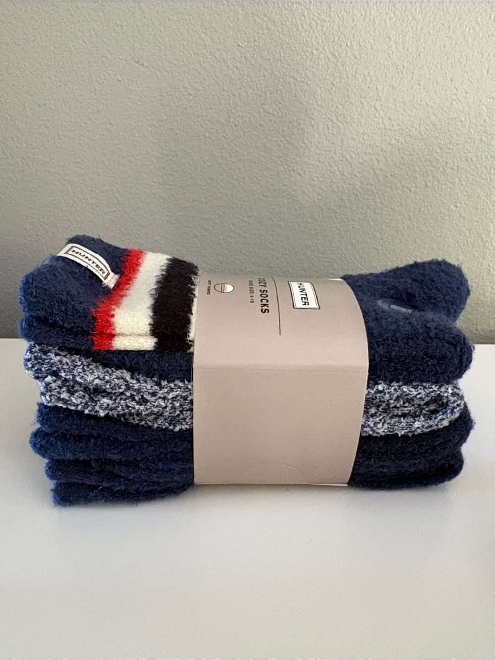 NWT Hunter Women's Cozy Socks - 4-pair - fits size 4-10 - Picture 3 of 11